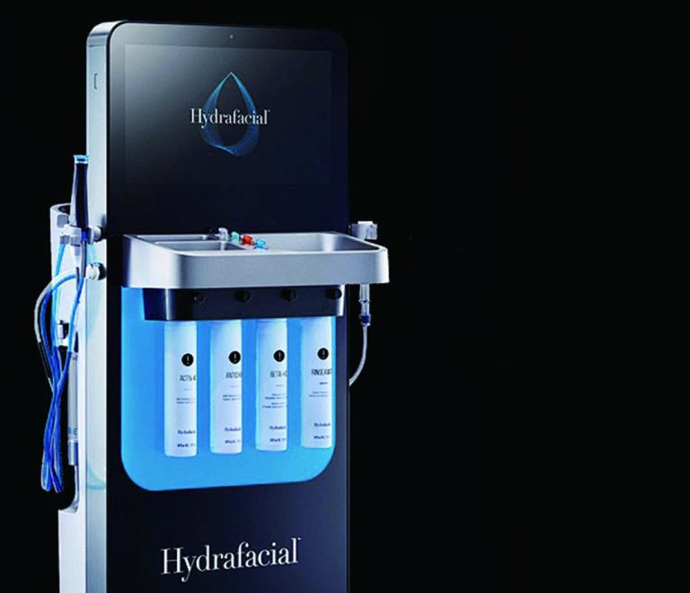 Signature Hydrafacial Facial