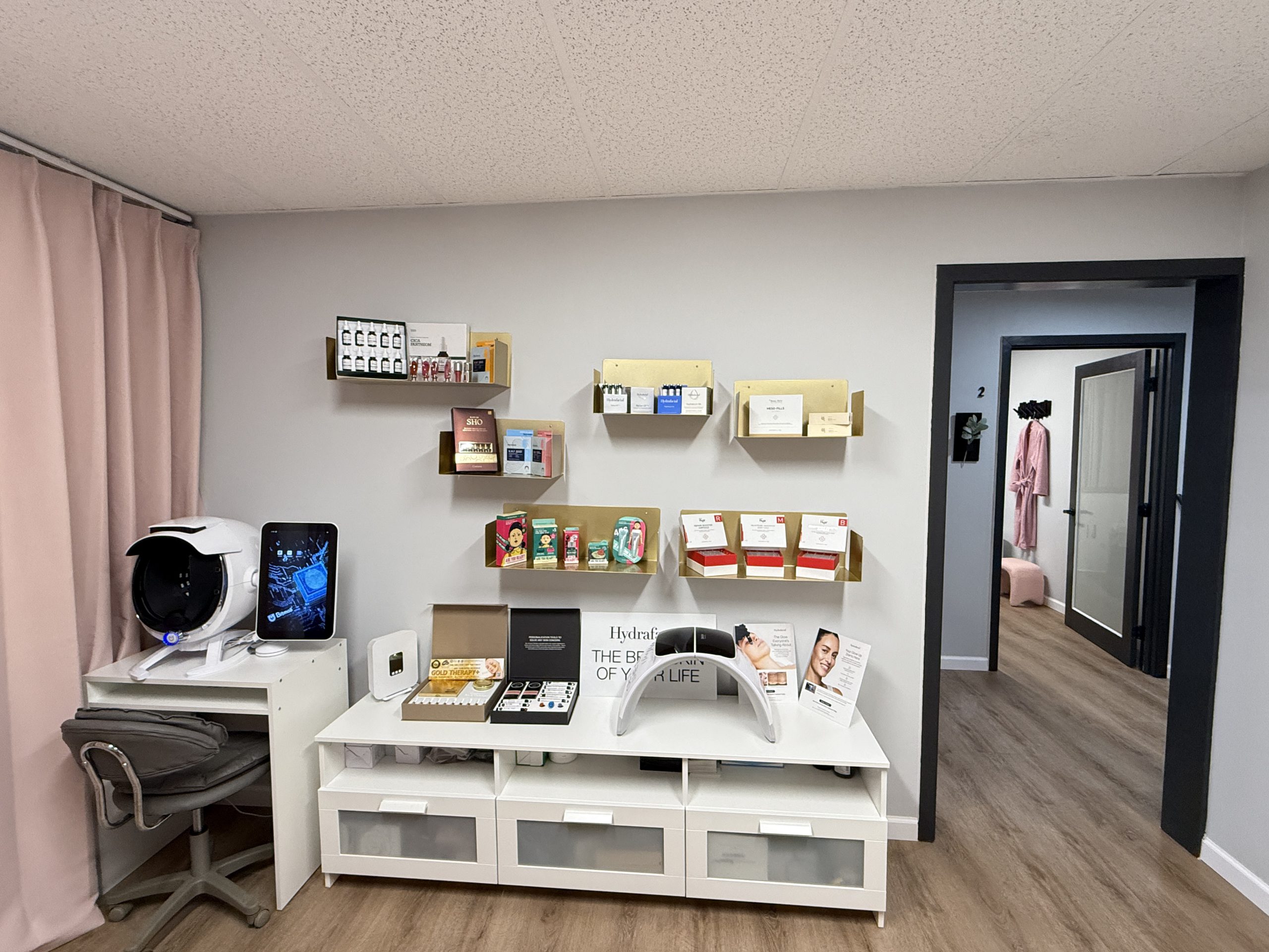 Gallery 07